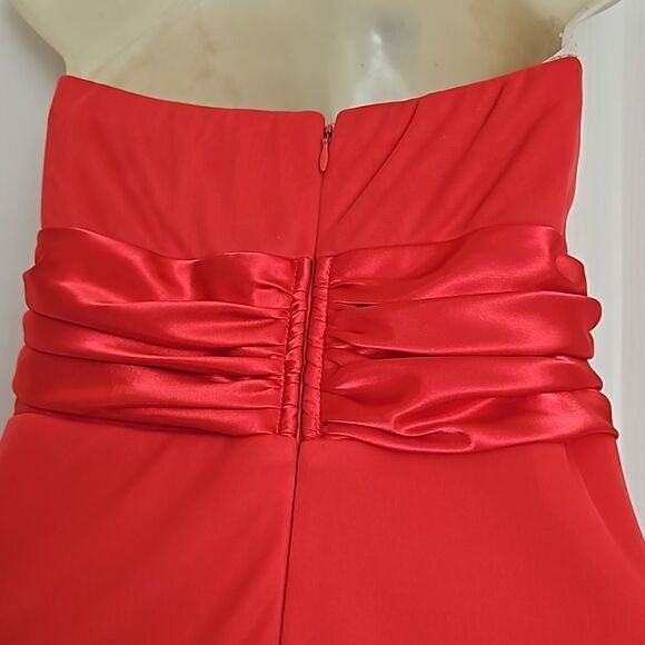 Jolie Strapless Fit & Flare Midi Dress With Rose Embellishment Size 10 Red - Picture 7 of 16